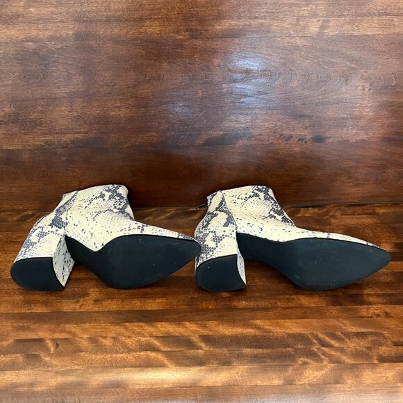 Steve Madden Jillian Women's Snake Print Ankle Block Heel Boots Zip Size 9.5 - Picture 6 of 12